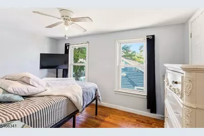 111 Ayers Pl, South Bound Brook Boro, NJ 08880 - Photo 20