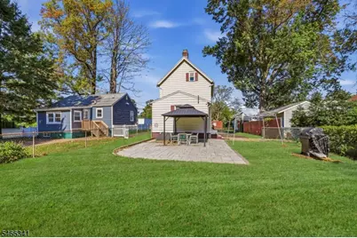 111 Ayers Pl, South Bound Brook Boro, NJ 08880 - Photo 6