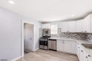 111 Ayers Pl, South Bound Brook Boro, NJ 08880 - Photo 14