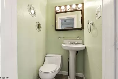 111 Ayers Pl, South Bound Brook Boro, NJ 08880 - Photo 18