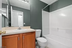 74 Mountainside Dr, Pompton Lakes, NJ 07442 - Photo 18
