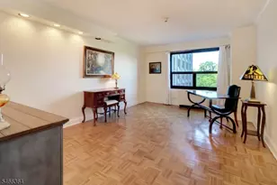 2 Claridge Dr 1Bw, Verona, NJ 07044 - Photo 14
