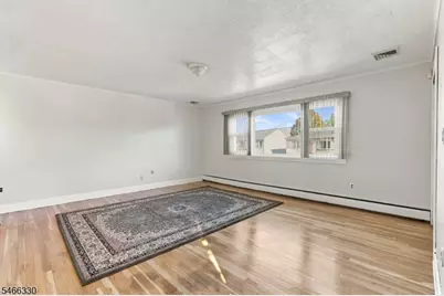 3 General Karge Ct, Elizabeth, NJ 07202 - Photo 2