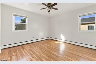 3 General Karge Ct, Elizabeth, NJ 07202 - Photo 12