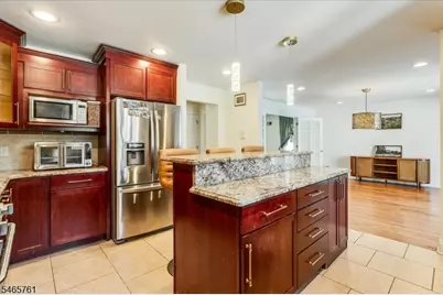 974 Ingersoll Ter, Union Township, NJ 07083 - Photo 12