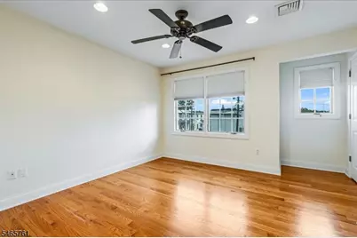 974 Ingersoll Ter, Union Township, NJ 07083 - Photo 20