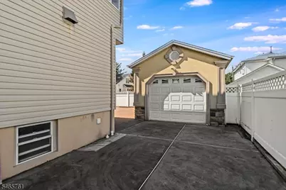 974 Ingersoll Ter, Union Township, NJ 07083 - Photo 28