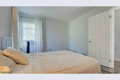 10 Starlight Ct, New Brunswick, NJ 08901 - Photo 22