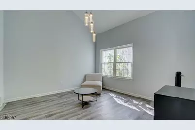 10 Starlight Ct, New Brunswick, NJ 08901 - Photo 4
