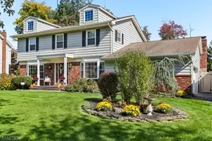 7 Lucille Dr, Parsippany, NJ 07054 - Photo 2