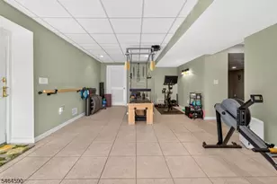 8 Chaucer Dr, Clinton Township, NJ 08801 - Photo 34
