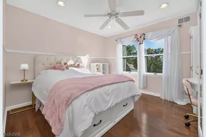 8 Chaucer Dr, Clinton Township, NJ 08801 - Photo 26