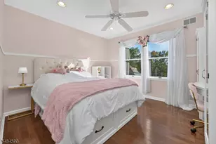 8 Chaucer Dr, Clinton Township, NJ 08801 - Photo 26