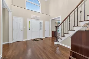 8 Chaucer Dr, Clinton Township, NJ 08801 - Photo 18