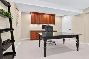 8 Chaucer Dr, Clinton Township, NJ 08801 - Photo 30