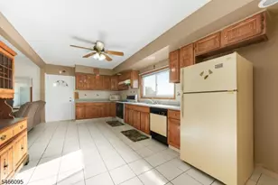 532 Leo St, Hillside, NJ 07205 - Photo 8