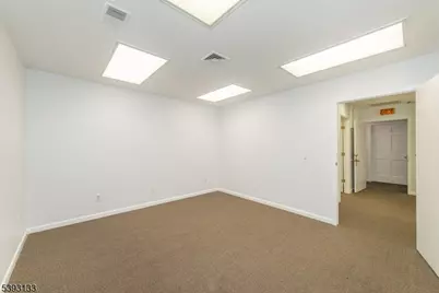 150 River Road, D4, Montville Township, NJ 07045 - Photo 6