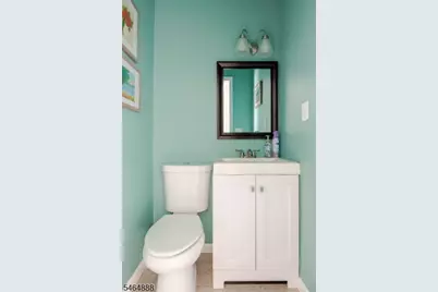 194A N Grove St, East Orange, NJ 07017 - Photo 6