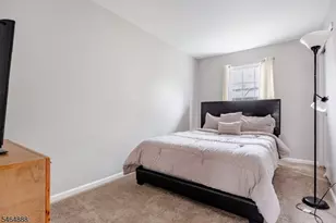 194A N Grove St, East Orange, NJ 07017 - Photo 12
