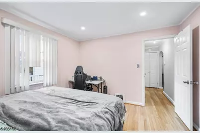 21 Center St, Belleville, NJ 07109 - Photo 10