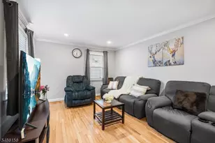 21 Center St, Belleville, NJ 07109 - Photo 4
