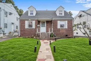 21 Center St, Belleville, NJ 07109 - Photo 1