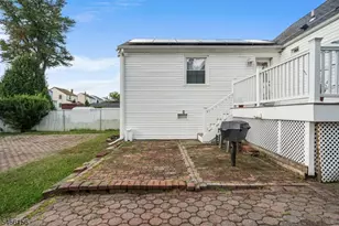 21 Center St, Belleville, NJ 07109 - Photo 32