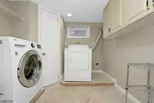2319 Colonial Dr, Rahway, NJ 07065 - Photo 26