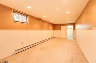 39 Barbara St, Bloomfield, NJ 07003 - Photo 14