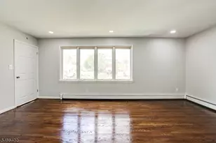 39 Barbara St, Bloomfield, NJ 07003 - Photo 4