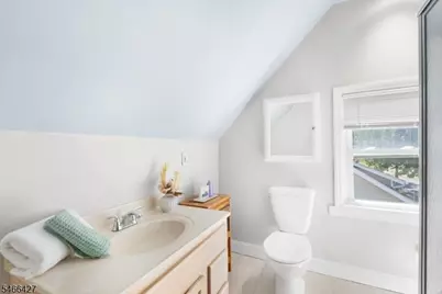 15 Lake Rd, Morristown, NJ 07960 - Photo 20