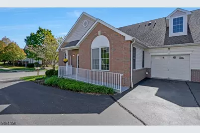 8 Joseph Dr, Raritan Township, NJ 08822 - Photo 2