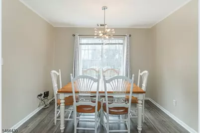 102 Village Dr, Morris Township, NJ 07960 - Photo 6