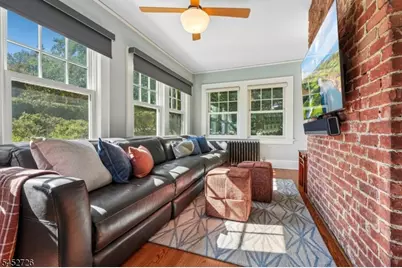 420 Up Mountain Avenue, Montclair, NJ 07043 - Photo 10