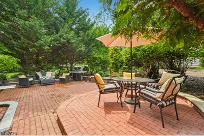 420 Up Mountain Avenue, Montclair, NJ 07043 - Photo 38