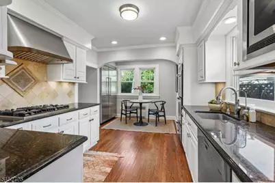420 Up Mountain Avenue, Montclair, NJ 07043 - Photo 16