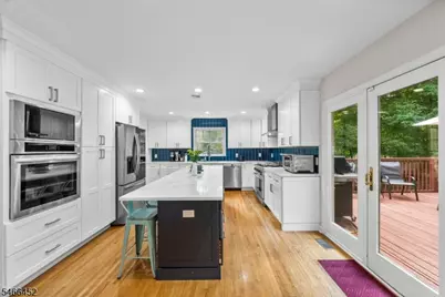 8 Ashland St, Caldwell, NJ 07006 - Photo 6