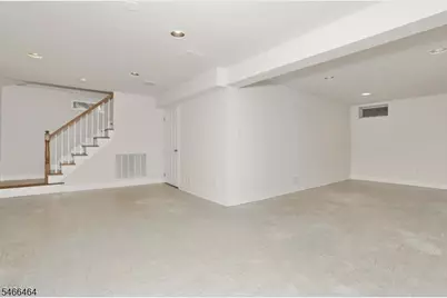 183 N Farview Ave, Paramus, NJ 07652 - Photo 40
