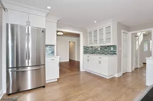 183 N Farview Ave, Paramus, NJ 07652 - Photo 14
