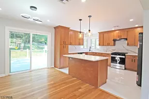96 Newton Sparta Rd, Andover Township, NJ 07860 - Photo 4