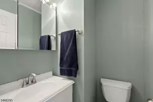 5 Downstream Dr, Mount Olive, NJ 07836 - Photo 34