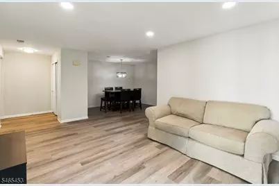 132 Jamestown Rd, Bernards Township, NJ 07920 - Photo 10