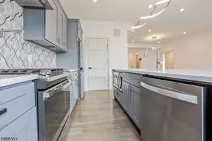 12-35 River Rd, Fair Lawn, NJ 07410 - Photo 6