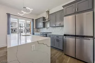 12-35 River Rd, Fair Lawn, NJ 07410 - Photo 4