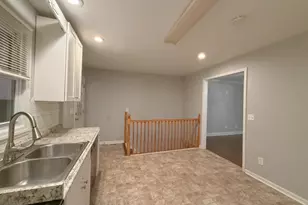 6 Stickles Pond Rd, Andover Township, NJ 07860 - Photo 6