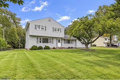 553 Rolling Hills Rd, Bridgewater, NJ 08807 - Photo 2