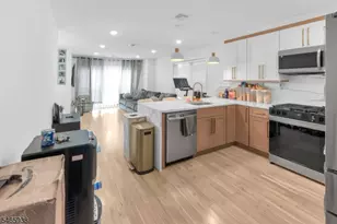 73 Stuyvesant Ave., Newark, NJ 07106 - Photo 20
