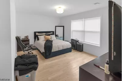 73 Stuyvesant Ave, Newark, NJ 07106 - Photo 26