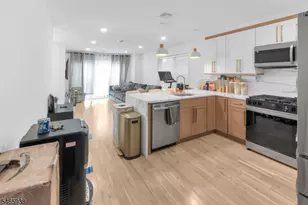 73 Stuyvesant Ave., Newark, NJ 07106 - Photo 42