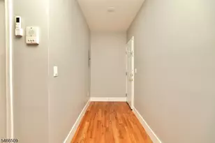 11 Cottage St, Newark, NJ 07102 - Photo 10